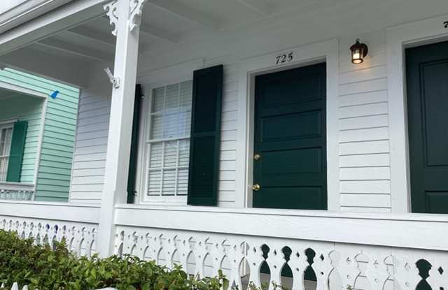 Old Town Location - 1 bed / 1 bath Apartment