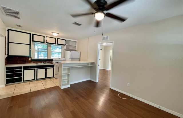 12504 FOREST HILLS DRIVE