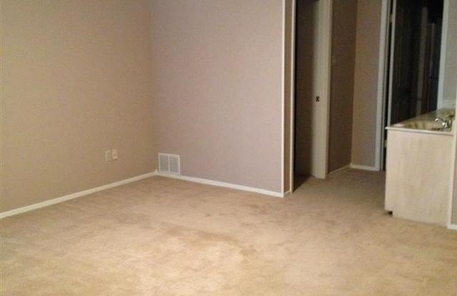 1602 Timber Creek Dr