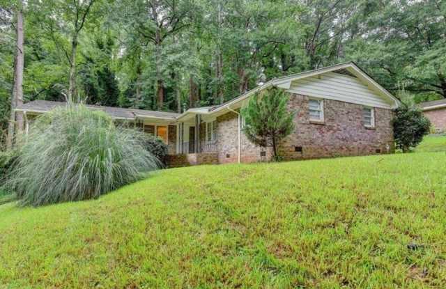 2893 White Oak Drive