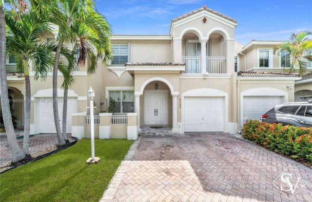 3127 NW 101st Pl