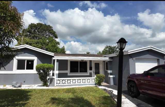 3601 NW 34th Ave
