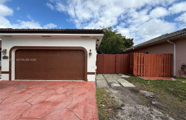18255 SW 145th Ave