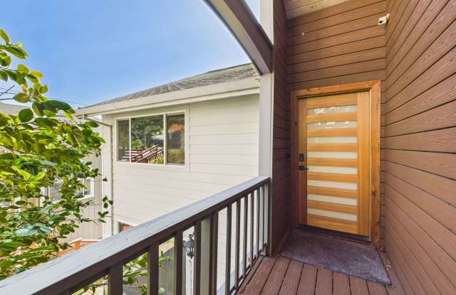 Photo of Renovated Oakland Hills Home with Stunning Bay  City Views – 3325 Brunell Dr