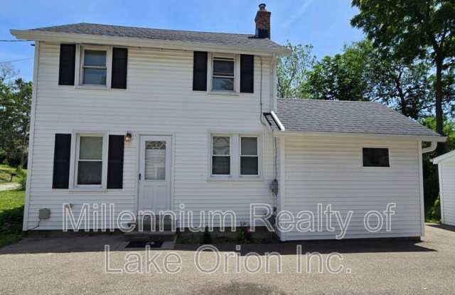 27 Sylvan Ct