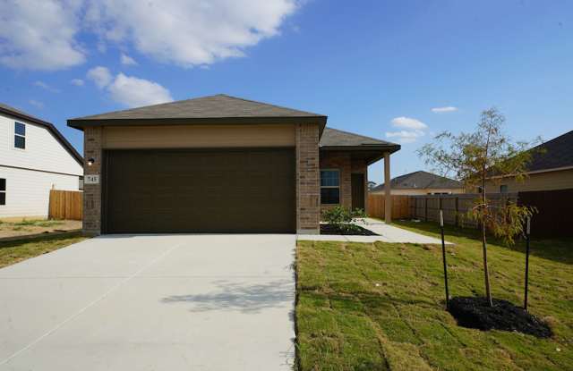 Beautiful 4-Bedroom Home in New Braunfels, TX! - Realtor Commission: $600