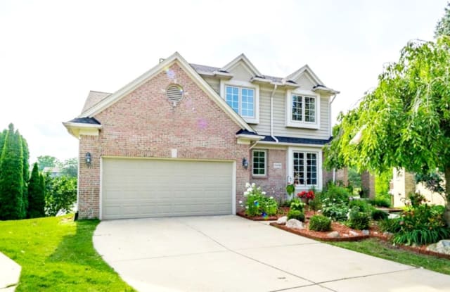 50496 Waterstone Ct - 50496 Waterstone Court, Wayne County, MI 48170