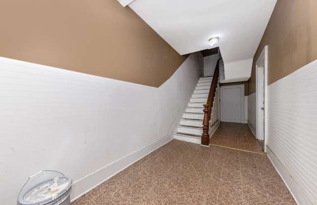 323 South Raleigh Street - 3