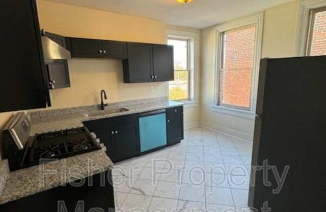 106 East Leigh Street