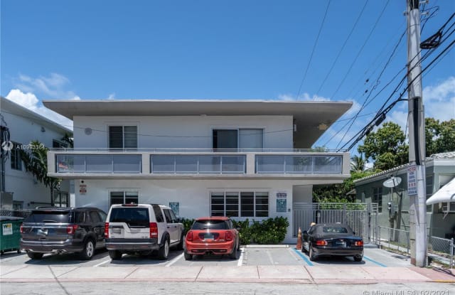 1135 8th St - 1135 8th Street, Miami Beach, FL 33139