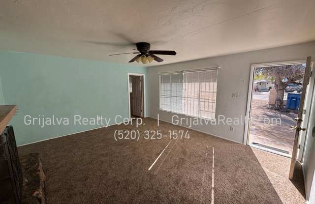 4 Bed, 2 Bath House on a Large Corner Lot for Rent (22nd St/Wilmot)