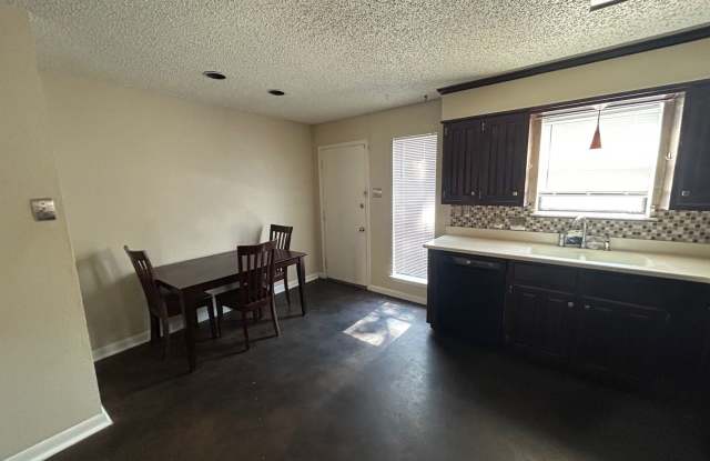 Cobblestone Townhome for Rent