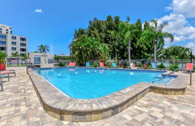 3813 Gulf Blvd Unit D11