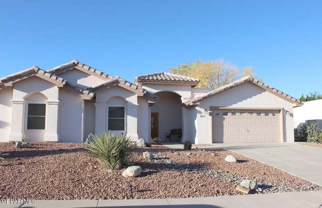 Photo of 221 E Cloud Song E