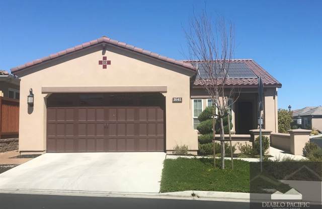 EXPERIENCE TRILOGY AT THE VINEYARDS LIFE ON A VINEYARD