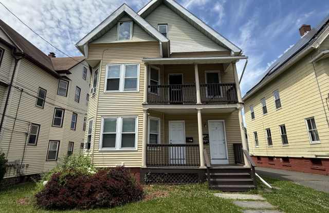 498 Stanley Street - 3
