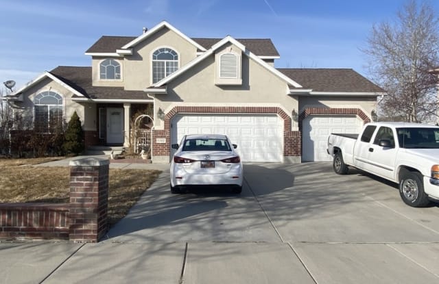 5302 W Ted Way - 5302 West Ted Way, West Valley City, UT 84120