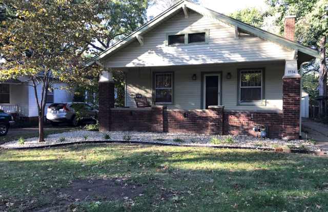 1734 Fairchild Avenue - 1734 Fairchild Avenue, Manhattan, KS 66502