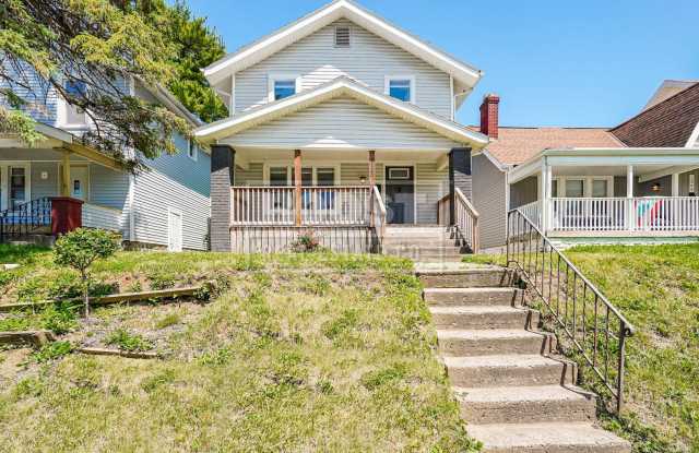 3 Bedroom 1.5 Bathroom Home for Rent!