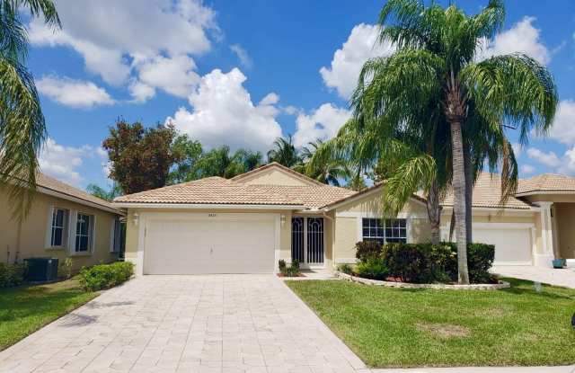2425 Pigeon Cay