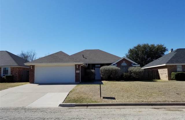 3926 Duke Lane
