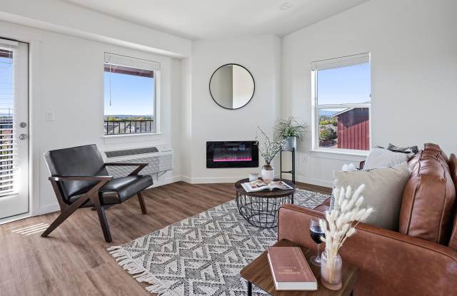 Fall Savings are HERE! Apply Today and Receive One Month FREE!