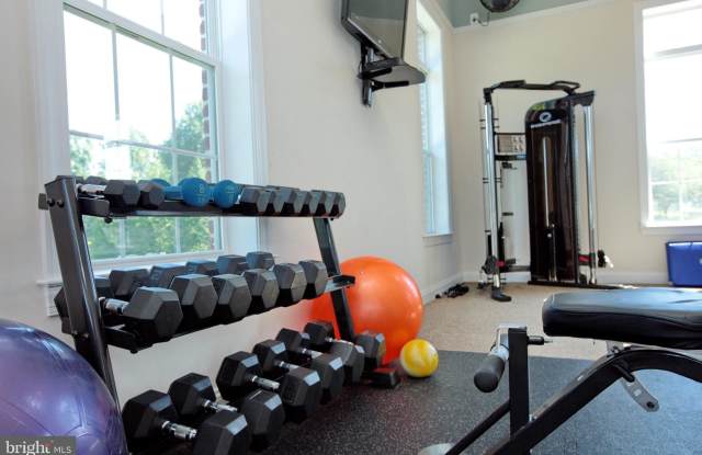 19 STEEPLECHASE DRIVE