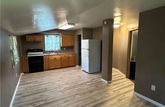 Photo of 18301 Slater