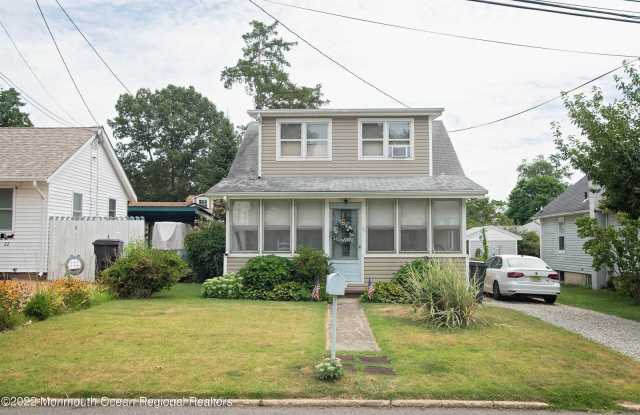 20 Gladney Avenue - 20 Gladney Avenue, Toms River, NJ 08753