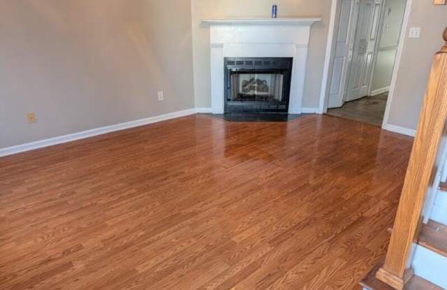 3812 Sterling Pointe unit: F 5