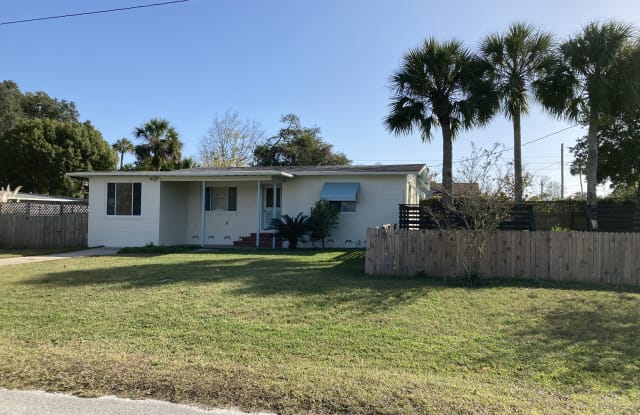 824 3rd Avenue North - 824 3rd Avenue North, Jacksonville Beach, FL 32250