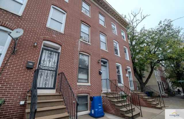 Photo of 1028 West Lombard St