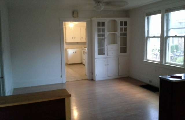 Photo of 770 Cottage Street