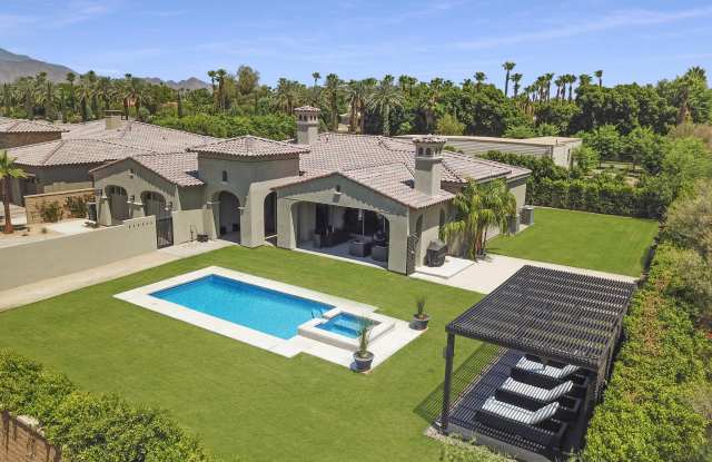 Photo of 55100 Autumn Valley Court