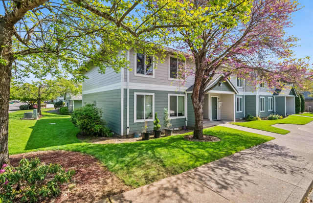 Bristol Court Apartments