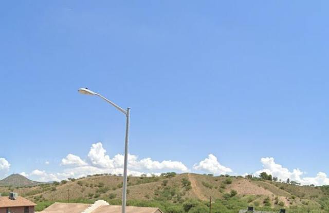 2536 North Corinthian Garden Drive