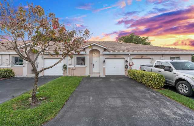 1790 SW 112th Ter - 1790 Southwest 112 Terrace, Miramar, FL 33025