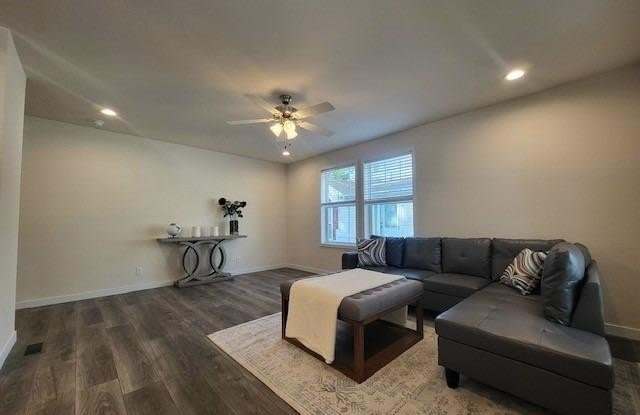 279 Bayview Road, #280