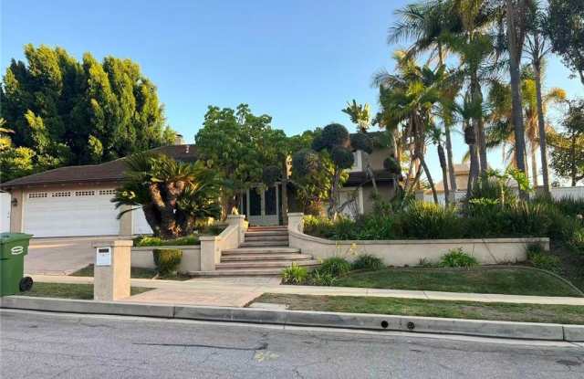 Photo of 9016 Lindante