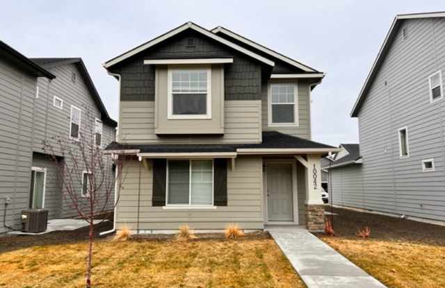 10042 W Smoke Ranch Dr