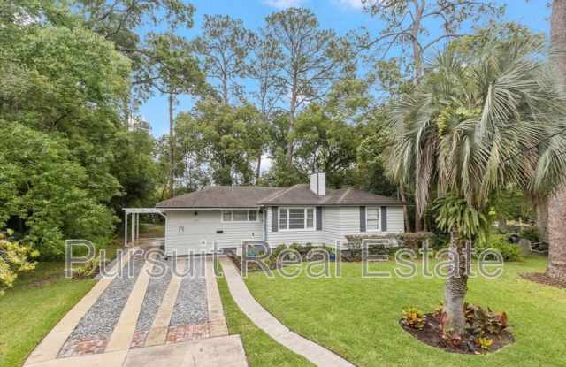 1273 Lechlade Circle