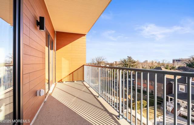 Photo of 185 Morris Avenue unit: 401