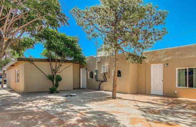 221 HADLOCK Street unit: B