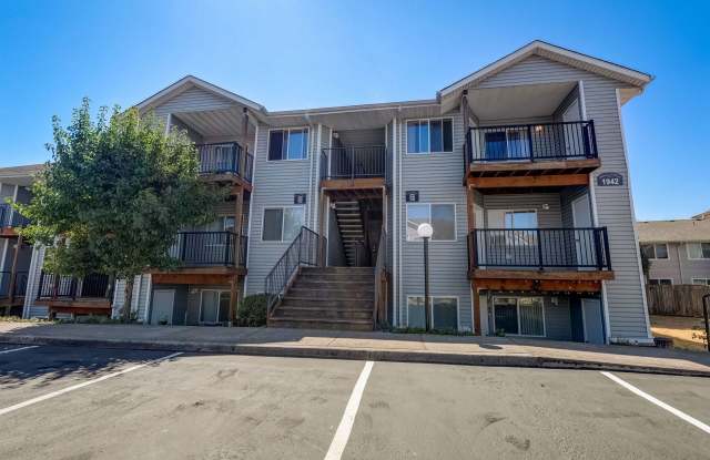 Gateway Village Apartments