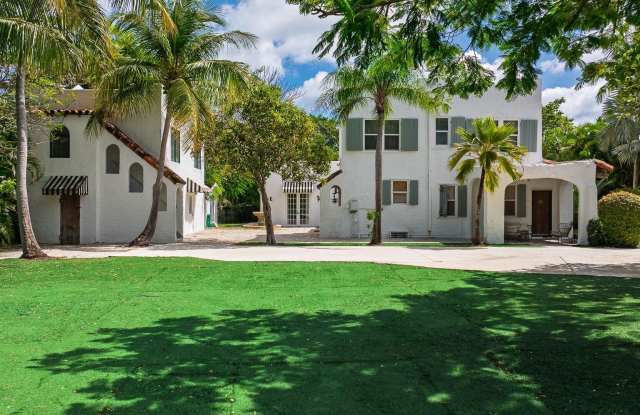 Photo of 717 Forest Hill Boulevard