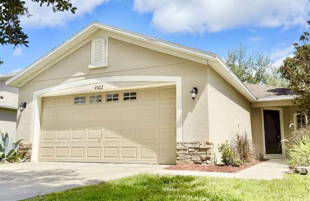 4302 English Turn Way