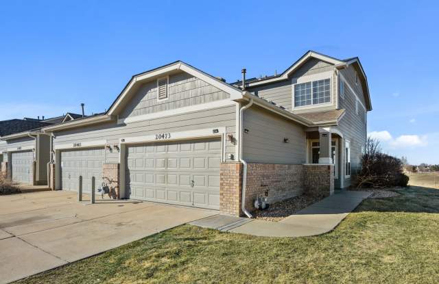 Spacious End Unit Townhome - 20473 East Quincy Place, Arapahoe County, CO 80015