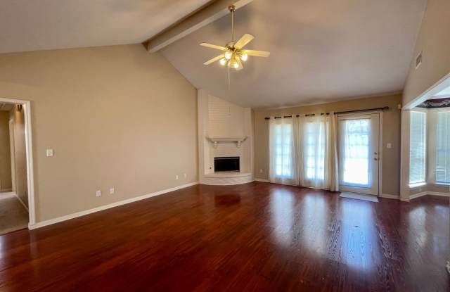 5275 Timberline Ln, Beaumont TX 77706