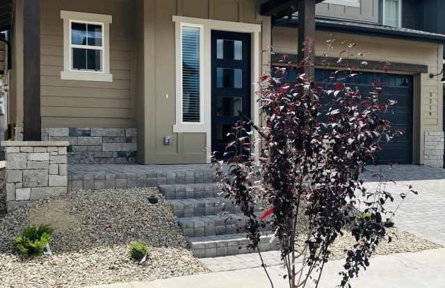 3219 E Copperleaf Lane