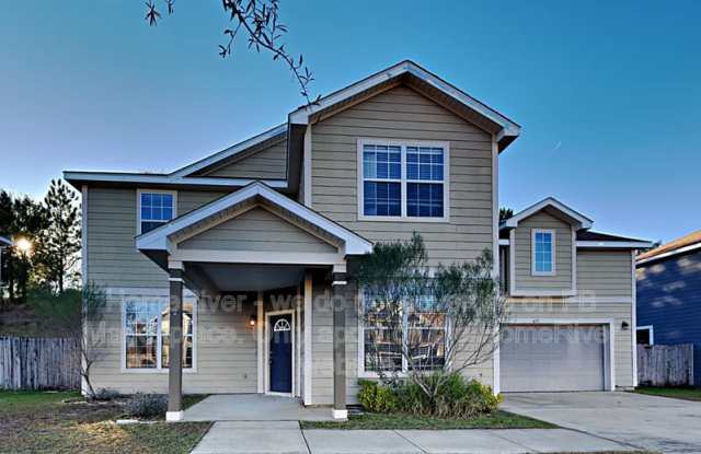 Photo of 417 Peoria Blvd